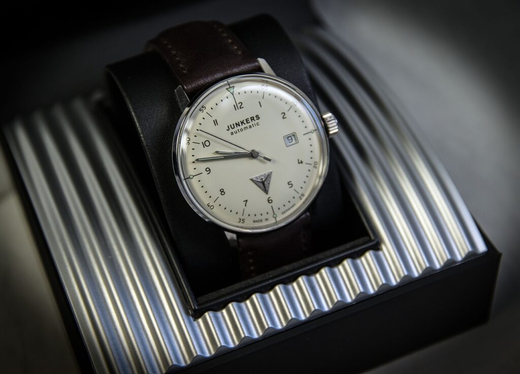 Montre et accessoires : comment bien les associer pour un look parfait ?