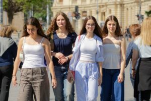 Rentrée des classes : profiter des bons plans mode pour faire des économies
