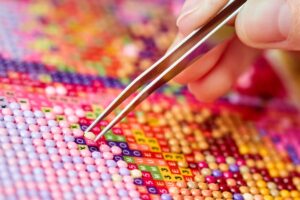 Broderie diamant : une idée d'activité créative à effectuer chez vous